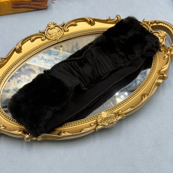 🆕 ALO YOGA 🧿 NWOT Faux Fur Ear Warmers - Black - Picture 12 of 13